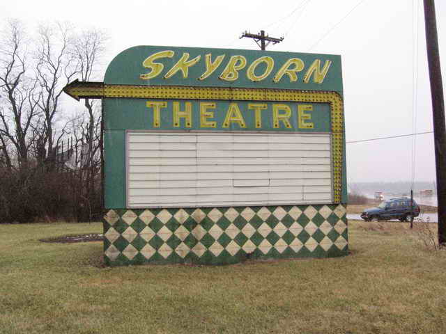 Skyborn Drive-In - 2006 Photo